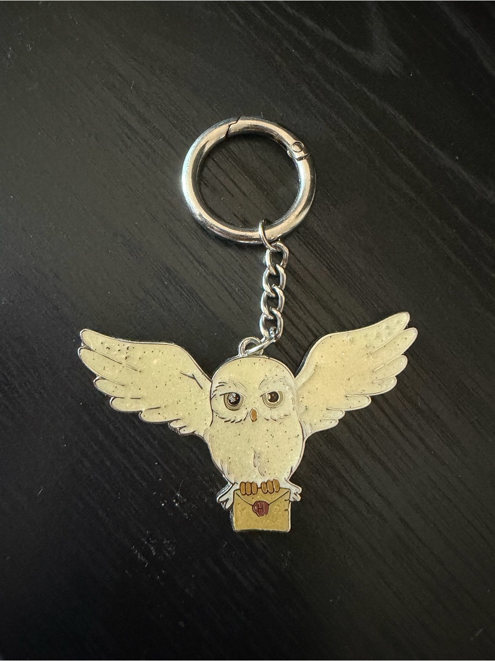 Harry Potter White Owl Mail Carrier Keychain - Cute Bird Accessory